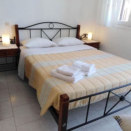 Adriani Sea View Rooms Adamantas  ภายนอก รูปภาพ