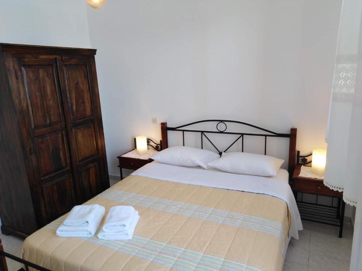 Adriani Sea View Rooms Adamantas  ภายนอก รูปภาพ